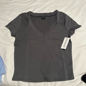 PacSun short sleeve v-neck cropped tshirt